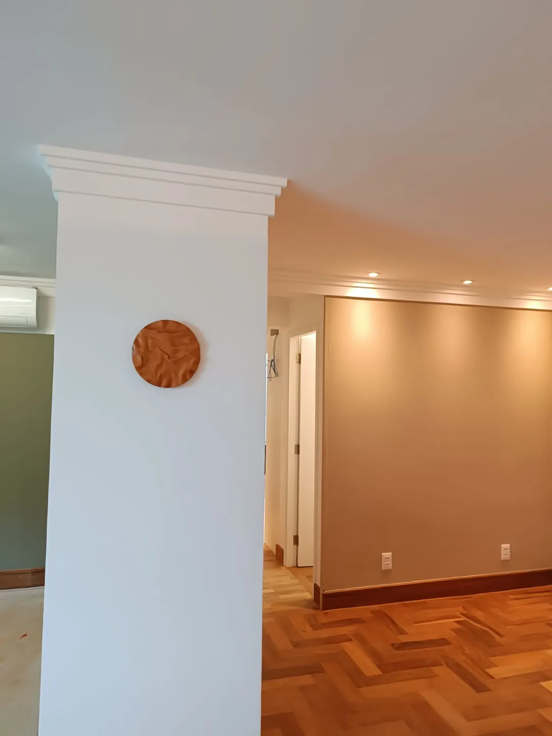 Trilhos e luminárias decorativas — obra em Butantã, São Paulo, imagem 9