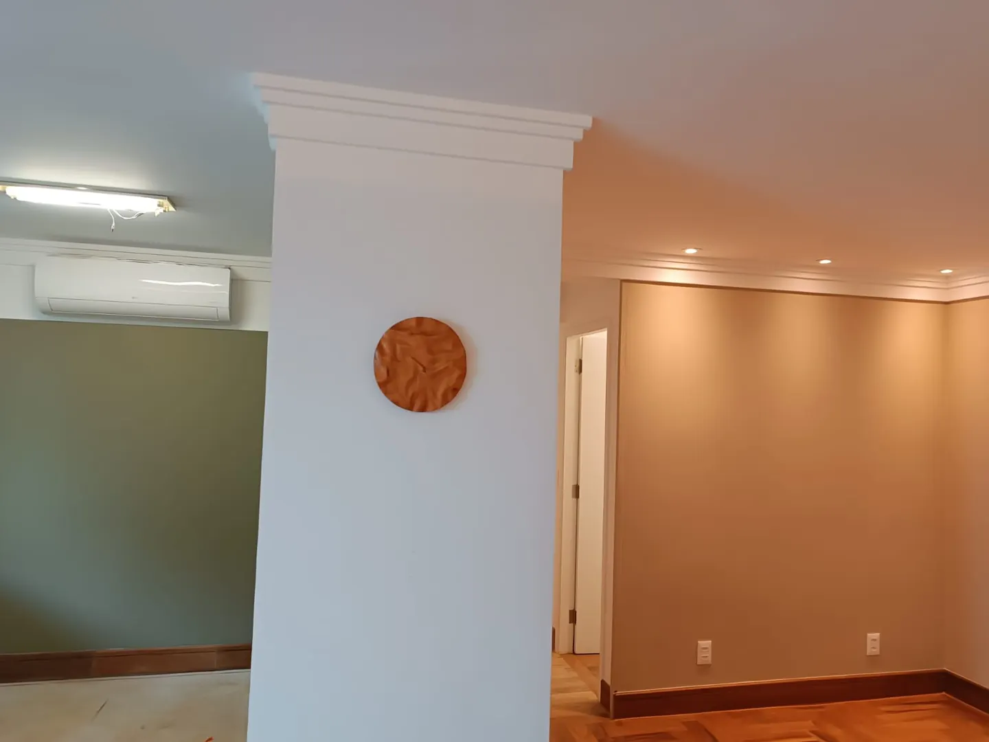 Trilhos e luminárias decorativas — obra em Butantã, São Paulo, imagem 10