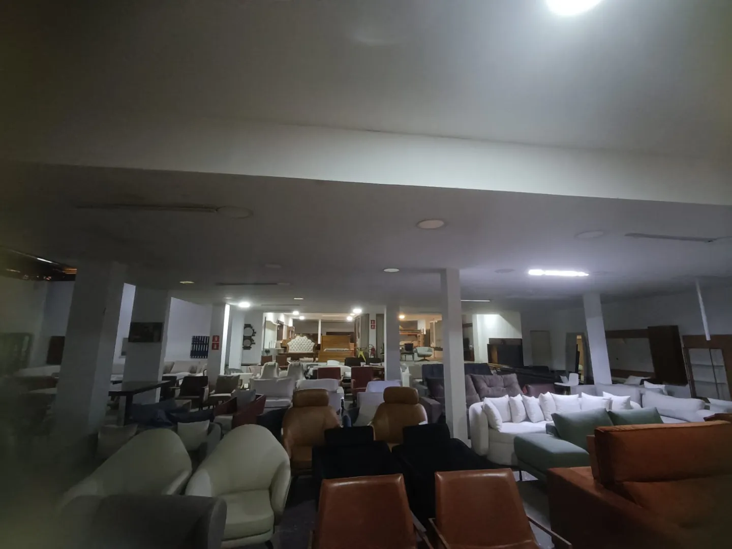 Ambiente comercial e pontos de iluminação — obra em Pinheiros, São Paulo, imagem 5