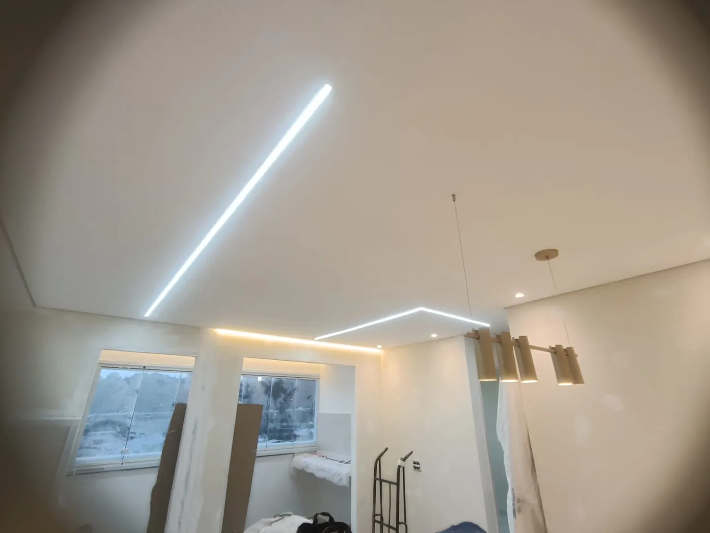 Iluminação linear e indireta — obra em Santo Amaro, São Paulo, imagem 9